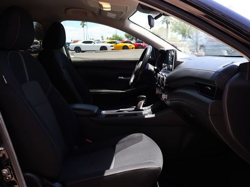 Used 2021 Nissan Sentra SV FWD image 34