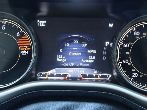 Used 2017 Jeep Cherokee Limited AWD/4WD image 14