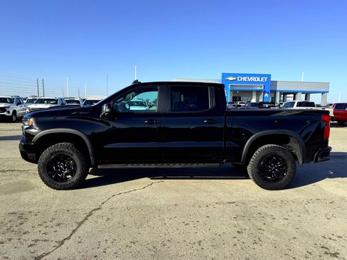 Used 2025 Chevrolet Silverado 1500 ZR2 w/ Technology Package image 10