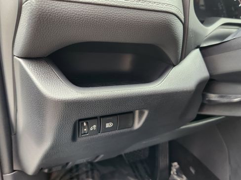 Certified 2025 Toyota RAV4 XLE AWD/4WD image 12