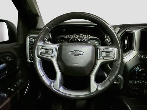 Used 2021 Chevrolet Silverado 1500 LT Trail Boss w/ Convenience Package II AWD/4WD image 10