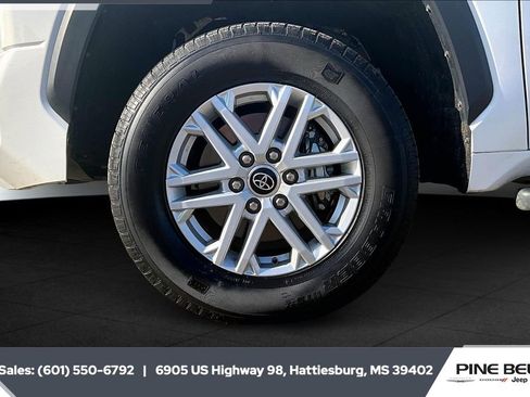 Used 2023 Toyota Tundra SR5 w/ SR5 Premium Package image 7