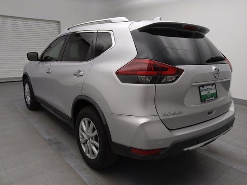 Used 2019 Nissan Rogue SV image 5