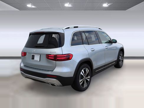 New 2025 Mercedes-Benz GLB 250 4MATIC image 7