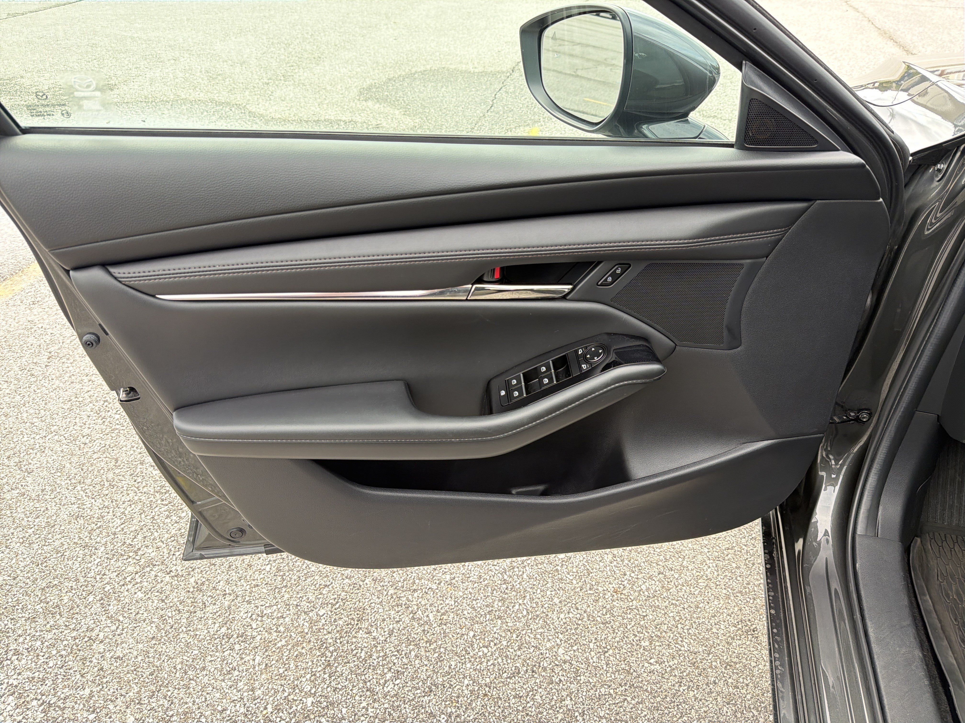 Certified 2023 MAZDA MAZDA3 s FWD image 9