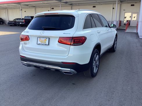 Used 2021 Mercedes-Benz GLC 300 4MATIC image 6
