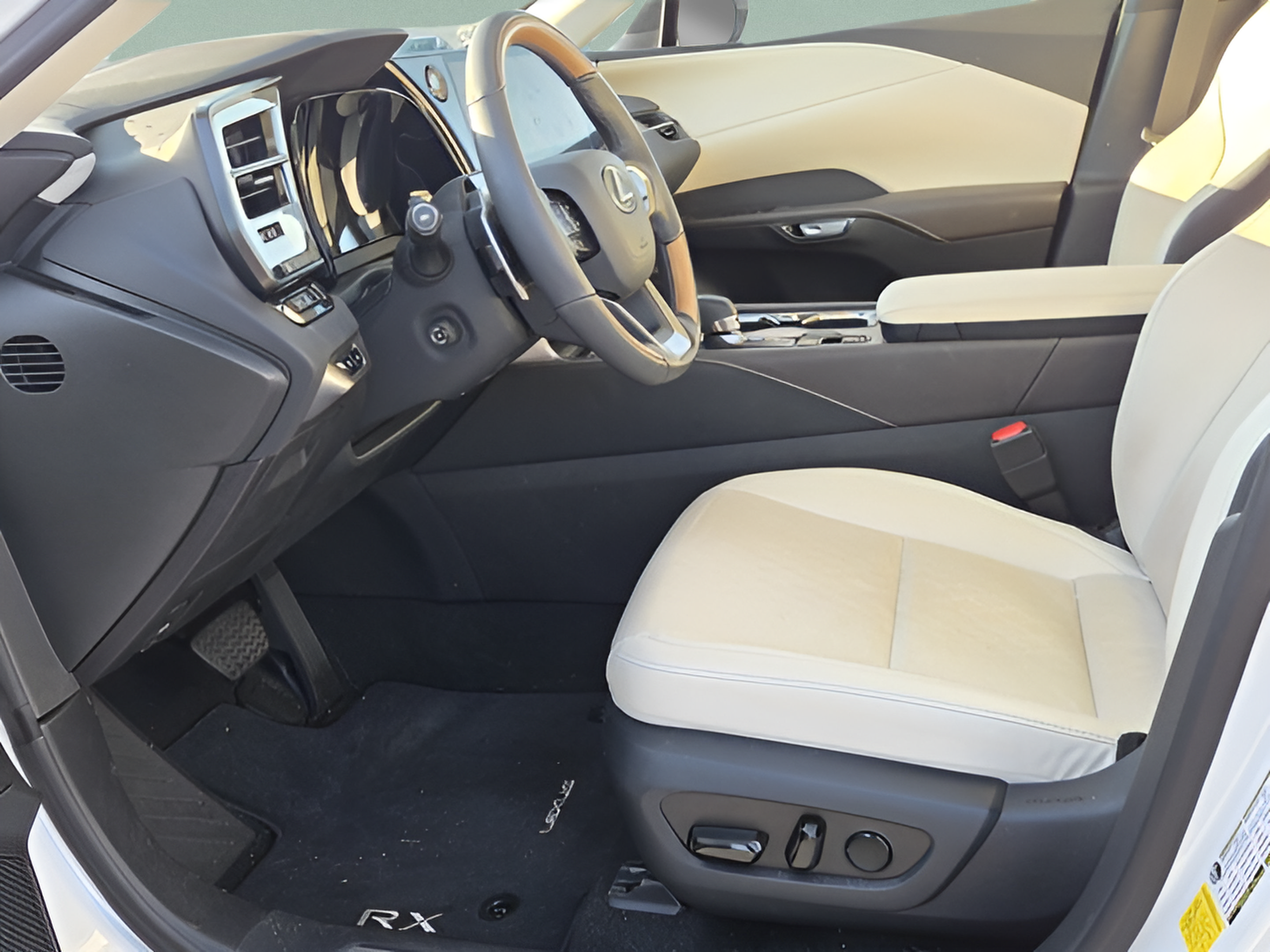 Certified 2024 Lexus RX 350 Premium Plus w/ Convenience Package FWD image 10