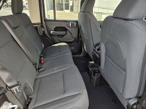 New 2026 Jeep Wrangler Unlimited Sport image 32