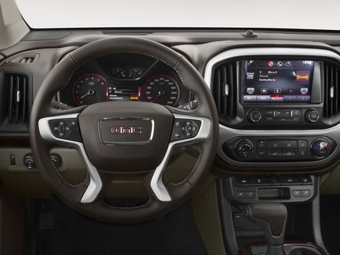 Used 2016 GMC Canyon SLT w/ Driver Alert Package AWD/4WD image 4