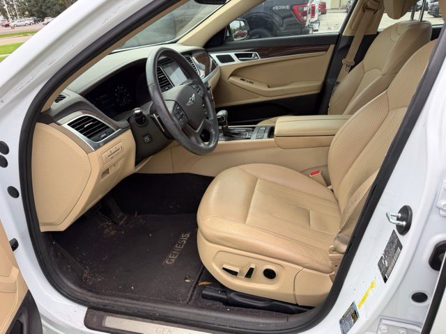 Used 2019 Genesis G80 3.8 RWD image 11