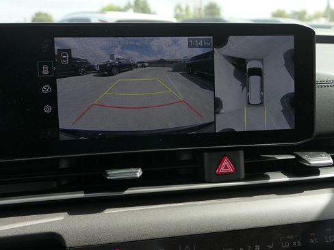 New 2026 Kia Carnival SX image 19