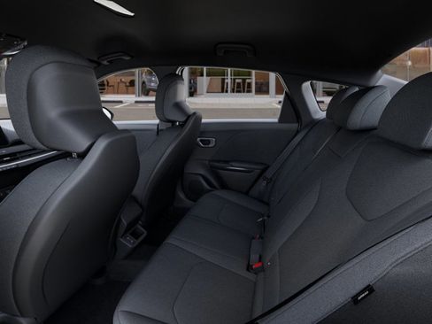 New 2026 Kia K4 LXS image 18