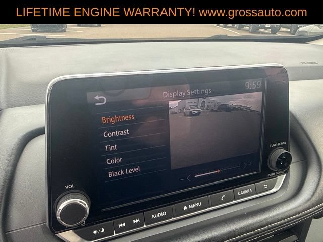 Used 2024 Nissan Rogue S AWD/4WD image 23