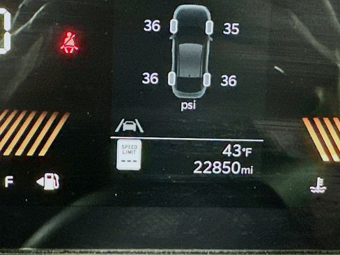 Used 2025 Kia K4 LXS image 18