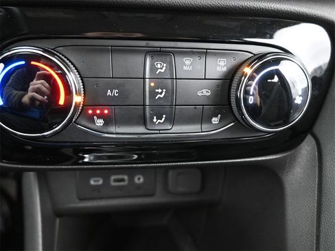 Used 2022 Buick Encore GX Preferred w/ Cold Weather Comfort Package image 30