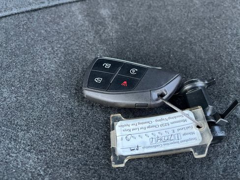 Used 2025 Chevrolet Equinox LT image 22