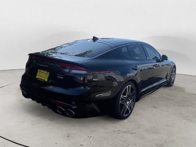 Used 2022 Kia Stinger GT2 AWD/4WD image 5