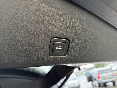 Used 2020 Cadillac XT6 Sport image 8