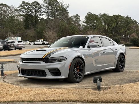 Used 2022 Dodge Charger Scat Pack image 3