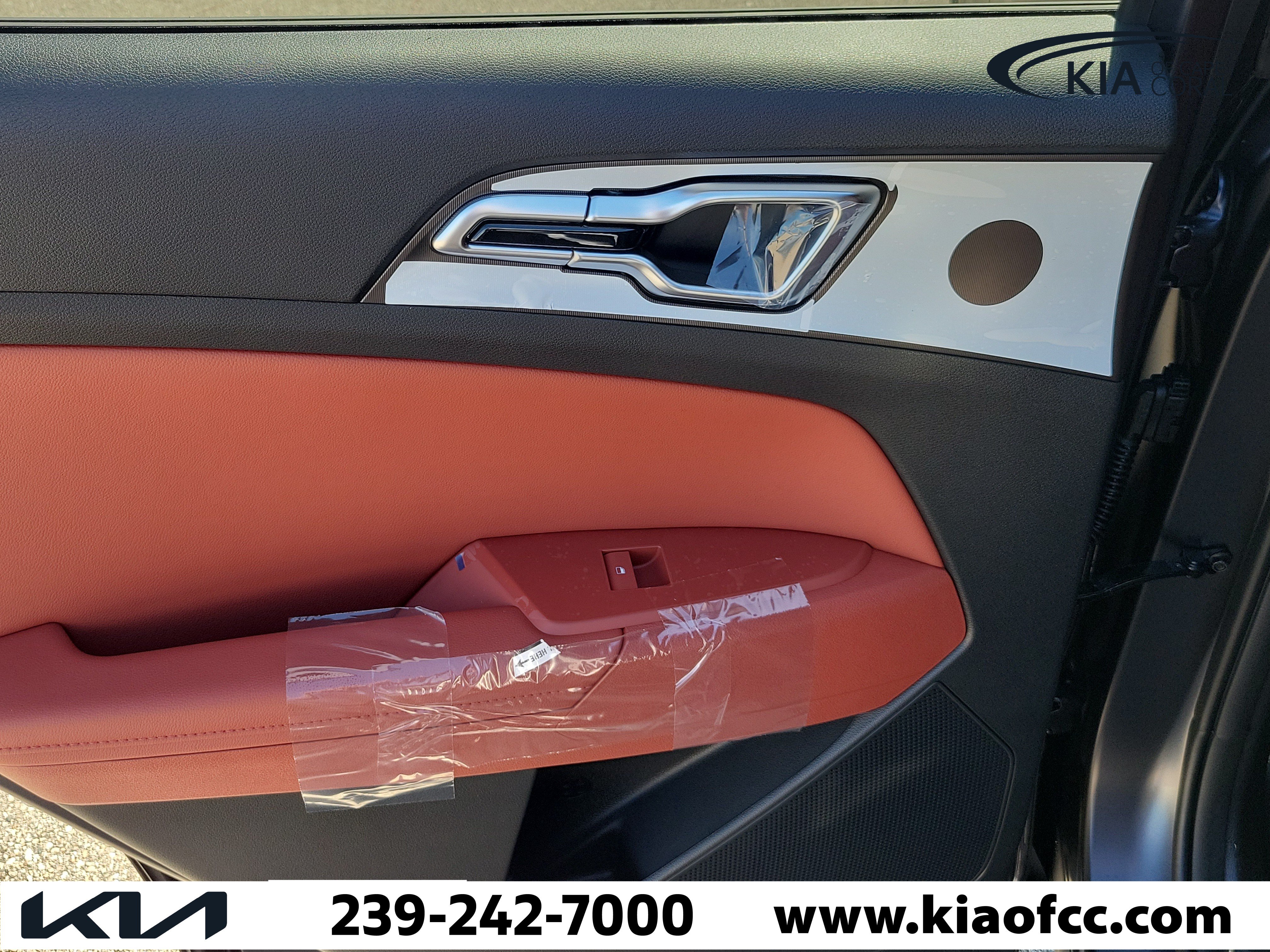 New 2026 Kia Sportage SX FWD image 15
