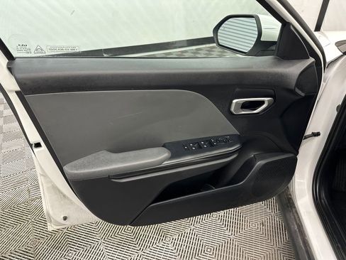 Used 2025 Kia K4 FWD image 10