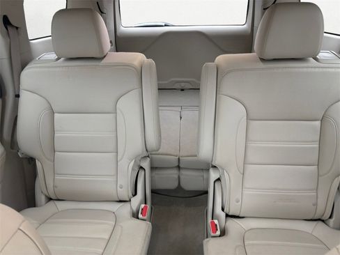 Used 2022 GMC Acadia Denali w/ Denali Ultimate Package image 13