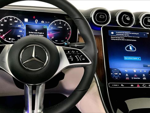 Certified 2023 Mercedes-Benz GLC 300 4MATIC image 25