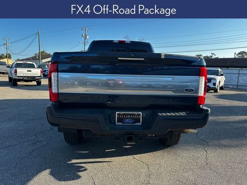 Used 2019 Ford F350 Platinum w/ Platinum Ultimate Package image 5