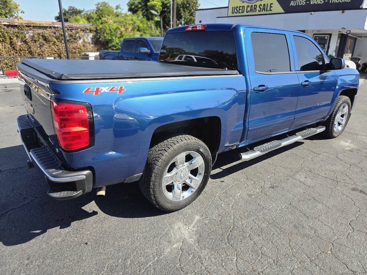 Used 2018 Chevrolet Silverado 1500 LT w/ LT Eassist Package AWD/4WD image 8