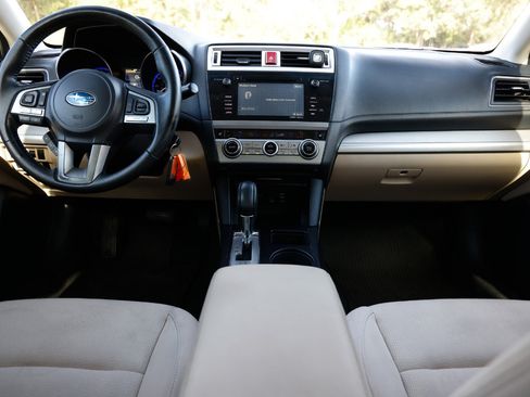 Used 2015 Subaru Legacy 2.5i Premium w/ Moonroof Package image 21