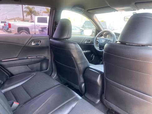 Used 2016 Honda Accord Sport image 21