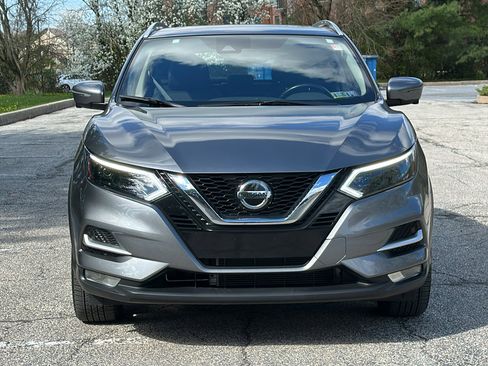 Certified 2022 Nissan Rogue Sport SL w/ Premium Package image 3