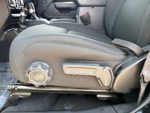 Used 2021 Jeep Gladiator Sport AWD/4WD image 14