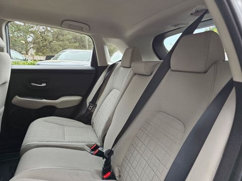 Used 2023 Honda HR-V LX image 16