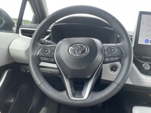 Used 2025 Toyota Corolla FX w/ Convenience Package FWD image 17