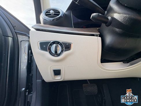 Used 2023 Mercedes-Benz E 350 4MATIC Sedan image 15