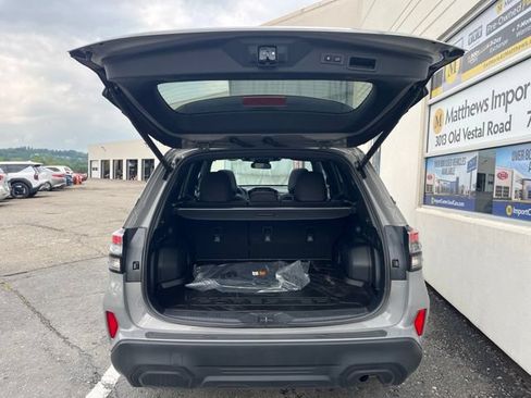 Used 2026 Subaru Forester Premium AWD/4WD image 31