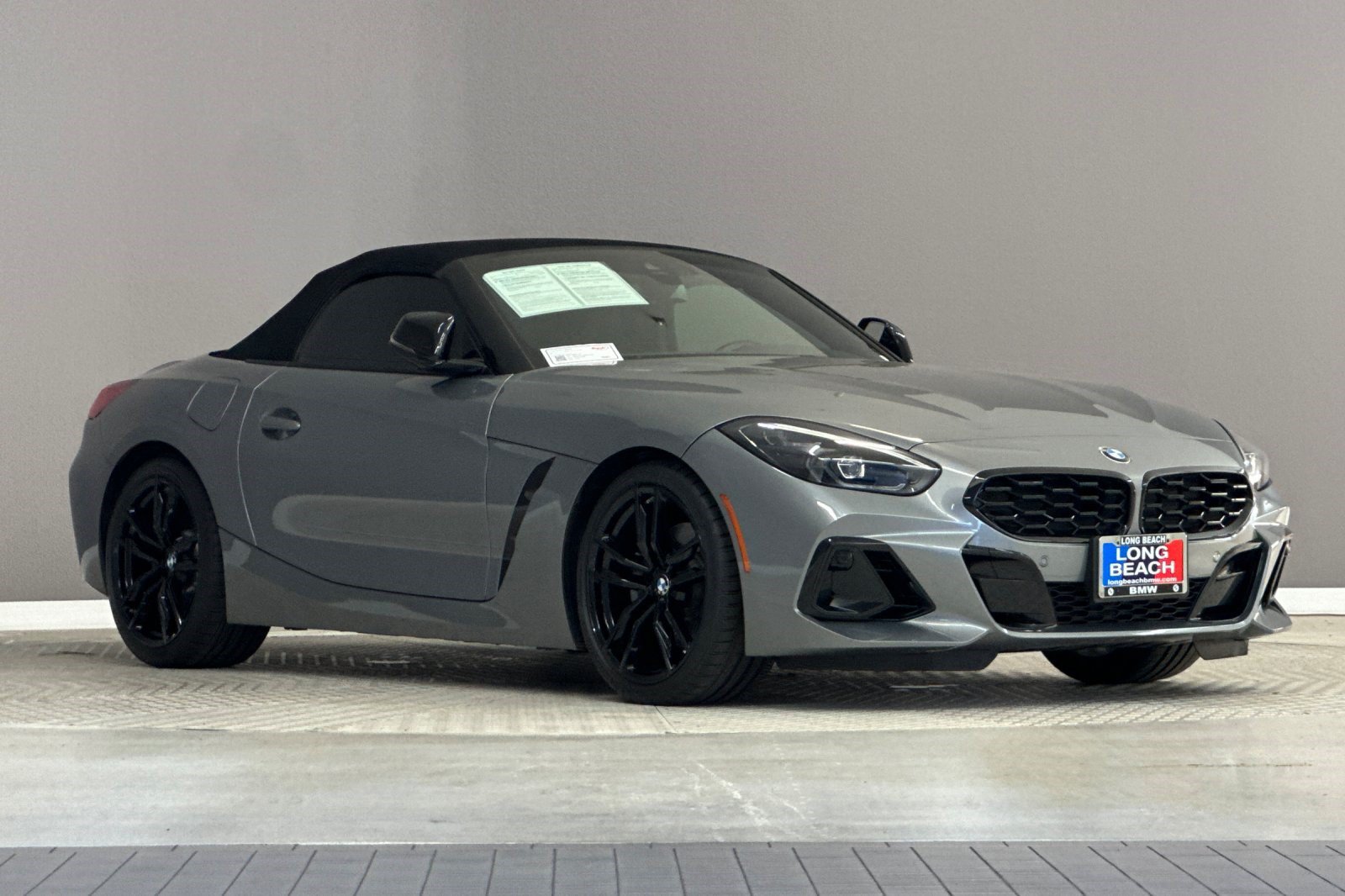 Used 2024 BMW Z4 sDrive30i w/ Shadowloine Package RWD image 6
