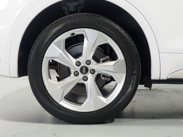 Used 2023 Audi Q5 2.0T Premium Plus w/ S Line w/ Premium Plus Package AWD/4WD image 50