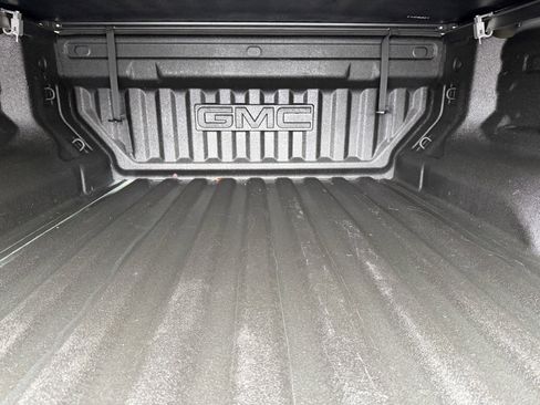 Used 2023 GMC Canyon AT4 w/ AT4 Premium Package image 18