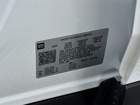 Used 2025 Buick Envista Preferred image 12