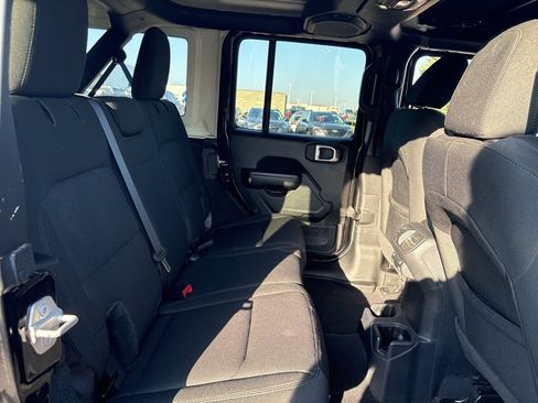 Used 2021 Jeep Wrangler Unlimited Sport image 10