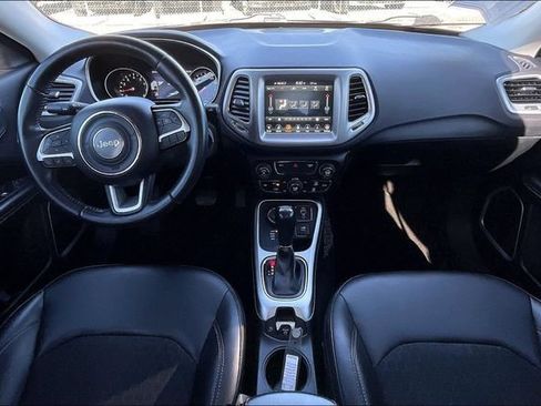 Used 2018 Jeep Compass Latitude w/ Popular Equipment Group AWD/4WD image 15