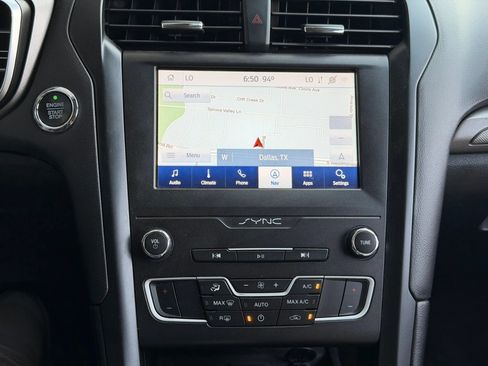 Used 2020 Ford Fusion SE w/ Equipment Group 151A FWD image 38
