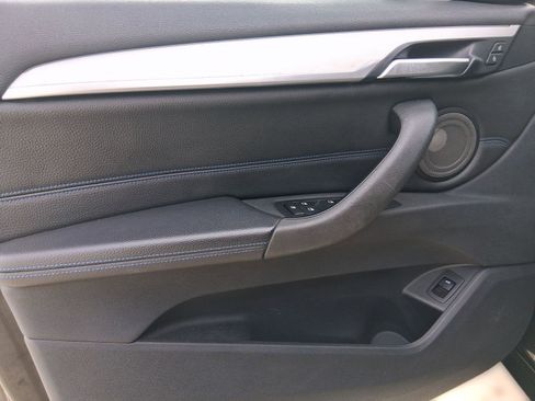 Used 2017 BMW X1 xDrive28i image 12