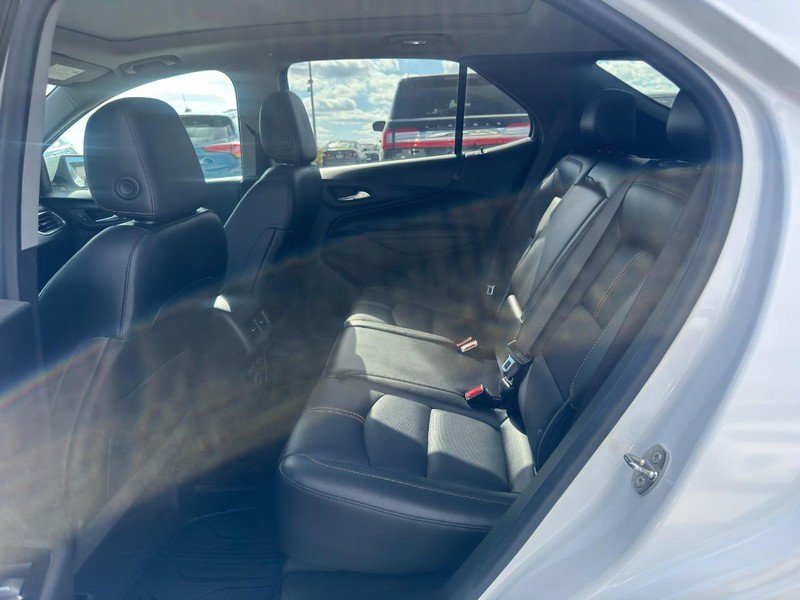 Used 2022 Chevrolet Equinox Premier AWD/4WD image 10