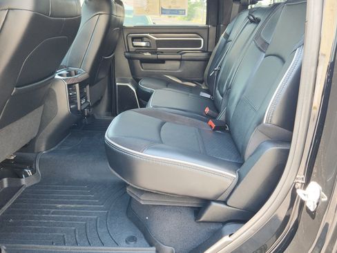 Used 2025 RAM 2500 Laramie AWD/4WD image 21