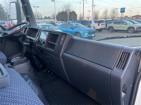 New 2025 Chevrolet Low Cab Forward image 28