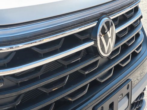 New 2026 Volkswagen Atlas Peak Edition AWD/4WD image 5