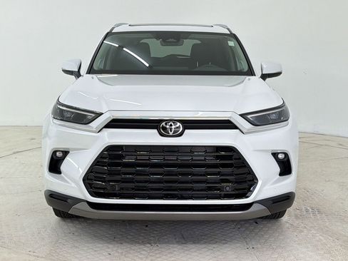 Used 2026 Toyota Grand Highlander Limited image 6